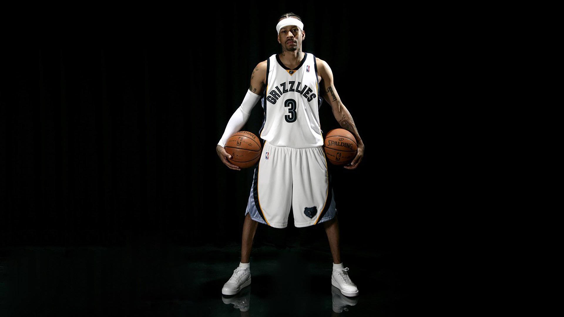 “武汉马拉松：赛道上的每一步都充满挑战”