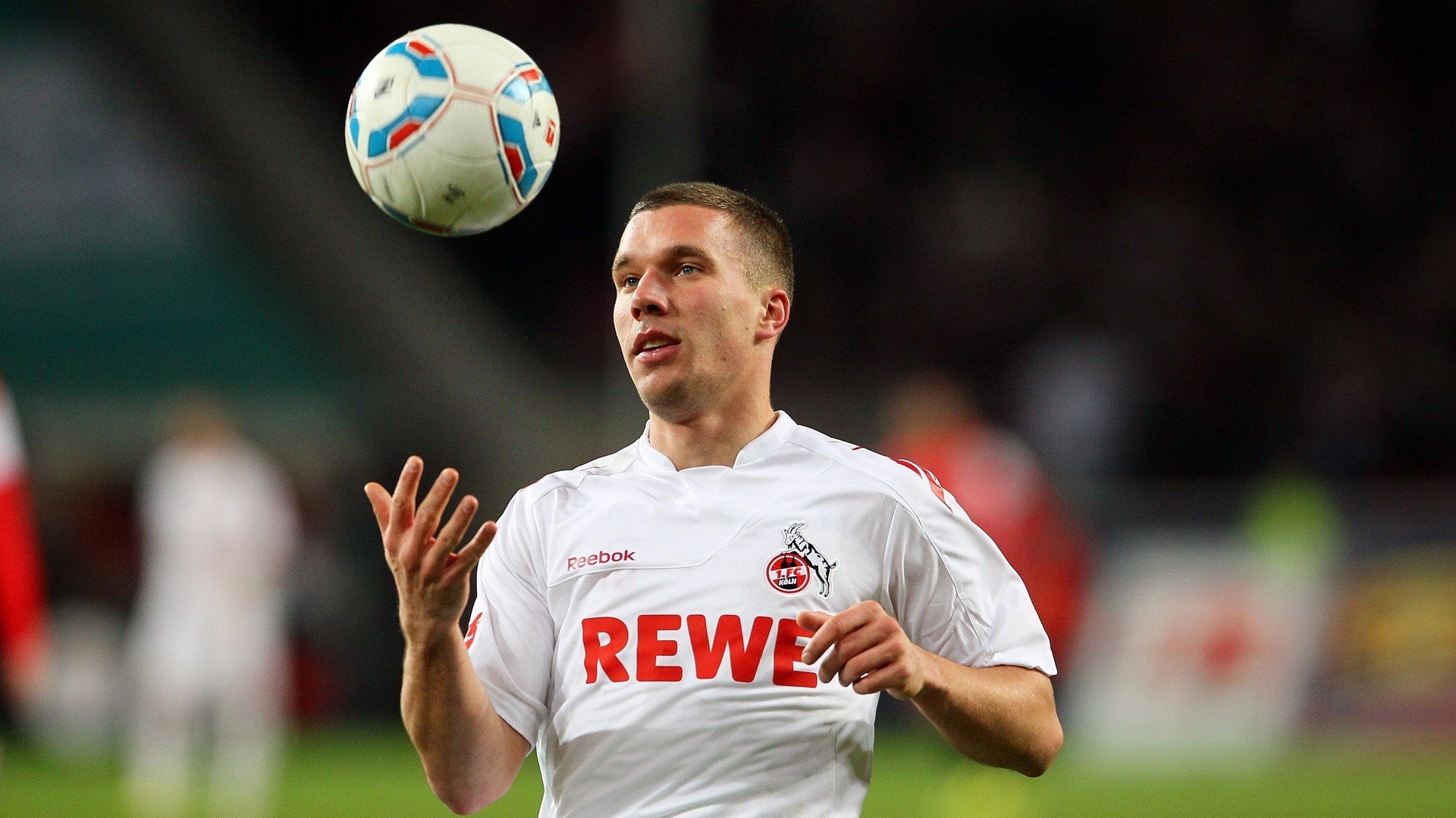 亚冠联赛中国足球惨败 球员心理素质受考验，亚冠名帅为中国足球上课